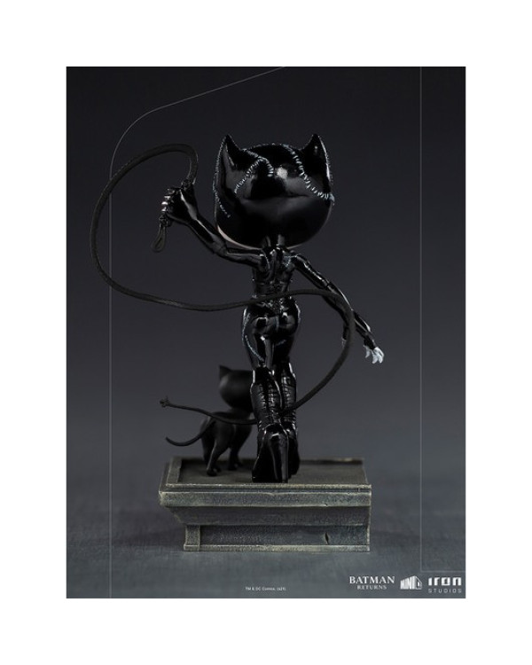 Figura Catwoman Batman Returns con base expositora.De DC >14 años.ENVÍO GRATUITO!!