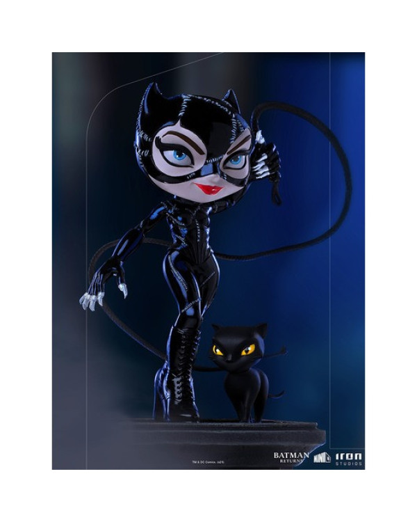 Figura Catwoman Batman Returns con base expositora.De DC >14 años.ENVÍO GRATUITO!!